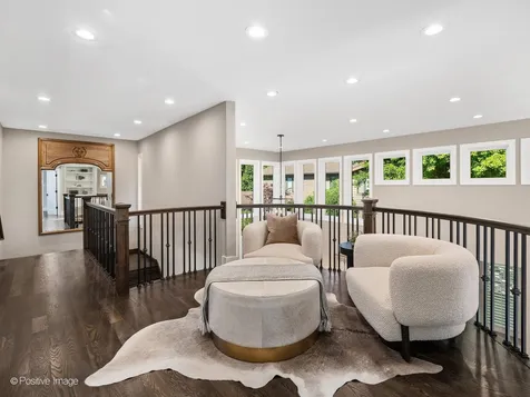1411 Hawthorne Lane Hinsdale IL 60521