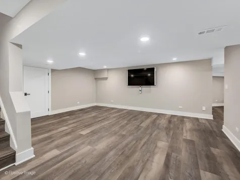 1411 Hawthorne Lane Hinsdale IL 60521