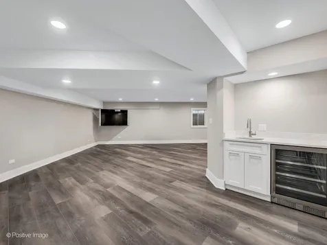1411 Hawthorne Lane Hinsdale IL 60521