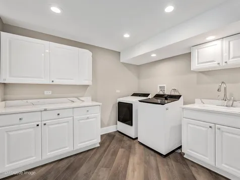 1411 Hawthorne Lane Hinsdale IL 60521