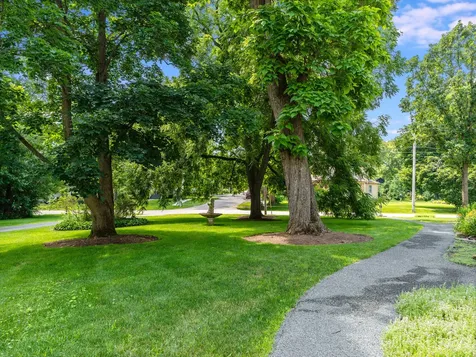 5802 Broadway Street Richmond IL 60071