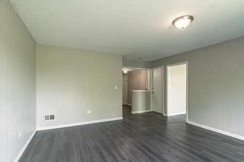 4239 Continental Drive Waukegan IL 60087