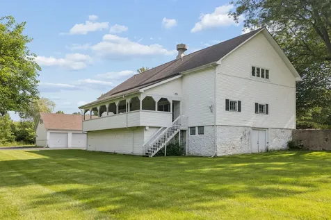 5N113 Burr Road St. Charles IL 60175