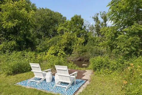 5N113 Burr Road St. Charles IL 60175
