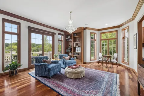 5N113 Burr Road St. Charles IL 60175