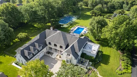 5N113 Burr Road St. Charles IL 60175
