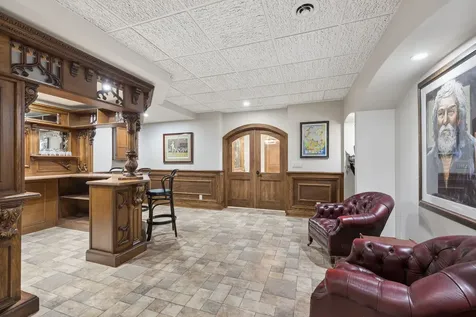 5N113 Burr Road St. Charles IL 60175
