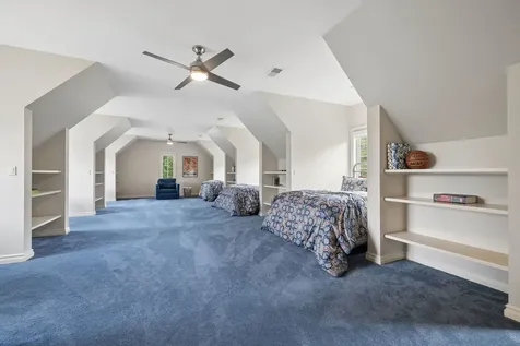 5N113 Burr Road St. Charles IL 60175