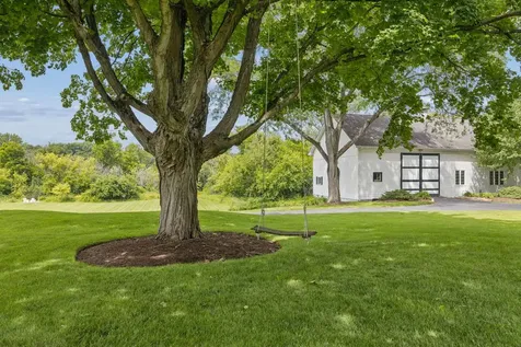 5N113 Burr Road St. Charles IL 60175