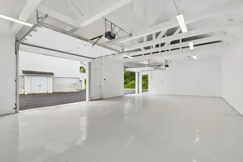 5N113 Burr Road St. Charles IL 60175