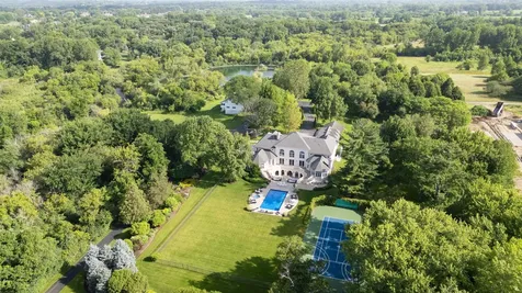 5N113 Burr Road St. Charles IL 60175