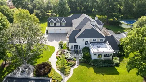 5N113 Burr Road St. Charles IL 60175