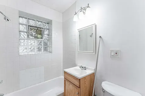 2557 North Lockwood Avenue Chicago IL 60639