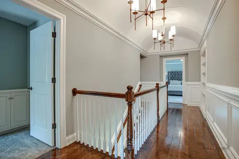 634 East Sunnyside Avenue Libertyville IL 60048