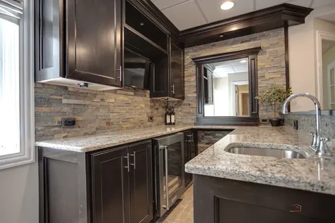 634 East Sunnyside Avenue Libertyville IL 60048