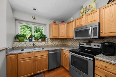 1725 25TH Avenue Rock Island IL 61201
