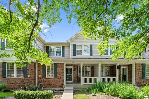 642 West Moreland Avenue Addison IL 60101