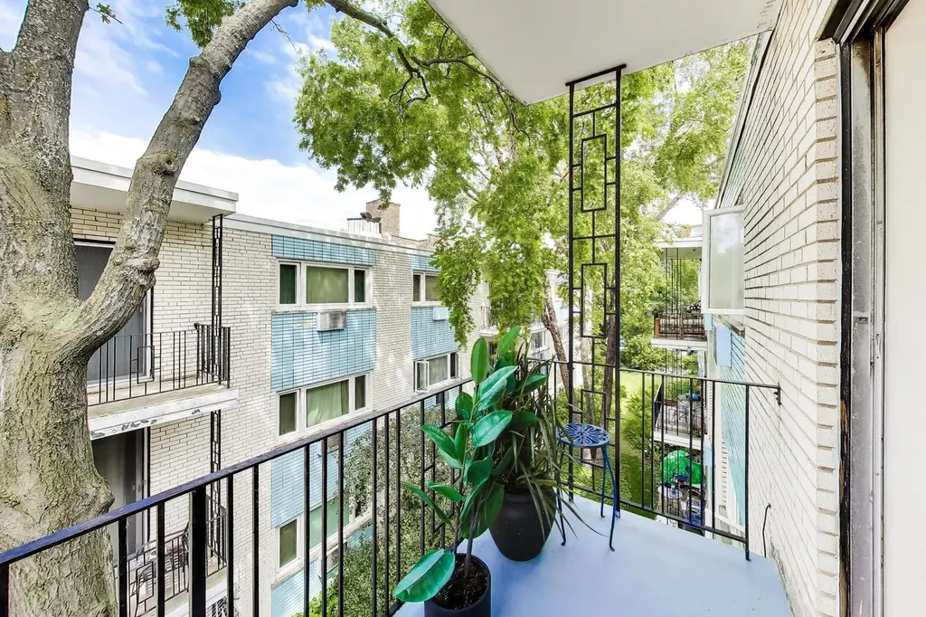 1125 West Lunt Avenue Chicago IL 60626