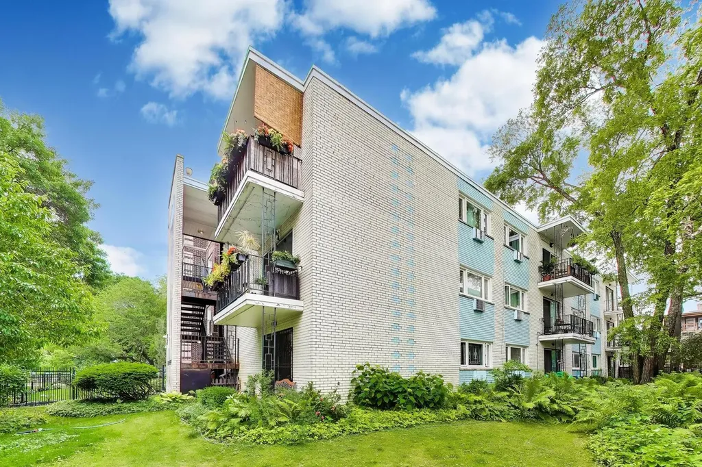 1125 West Lunt Avenue Chicago IL 60626