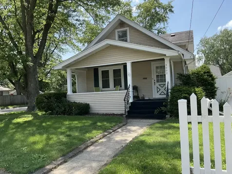 2002 Ridge Avenue Rockford IL 61103