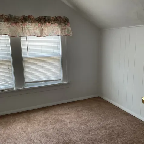 2002 Ridge Avenue Rockford IL 61103