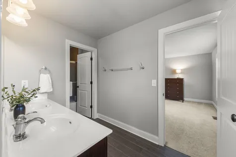 39W861 South Hathaway Lane Geneva IL 60134