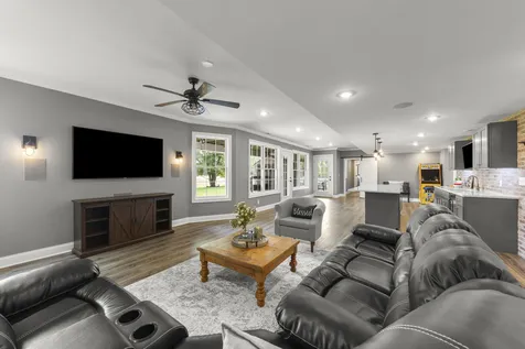 39W861 South Hathaway Lane Geneva IL 60134
