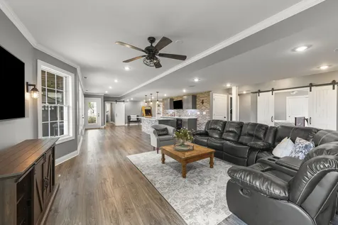 39W861 South Hathaway Lane Geneva IL 60134