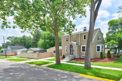 1101 22ND Avenue Bellwood IL 60104