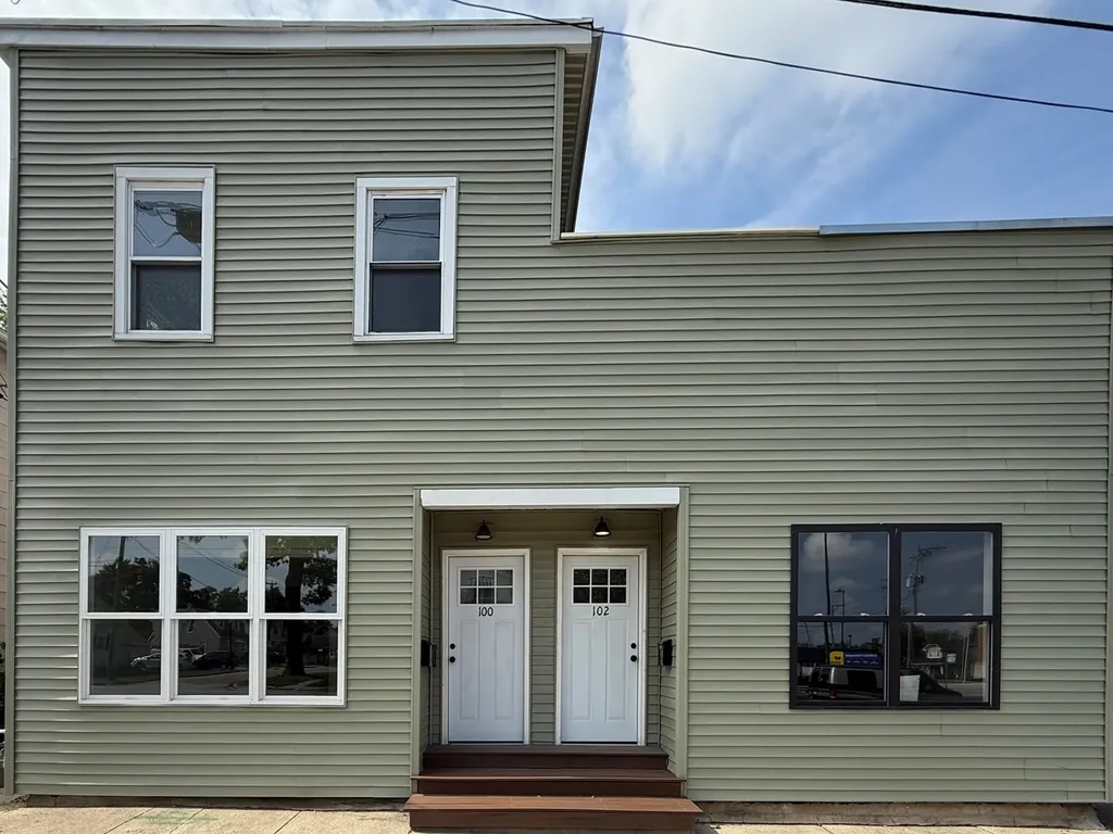 102 North Ohio Street Aurora IL 60505
