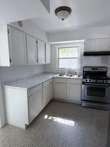 102 North Ohio Street Aurora IL 60505