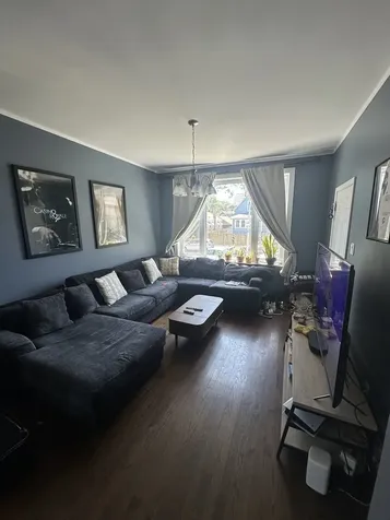 5110 West Byron Street Chicago IL 60641