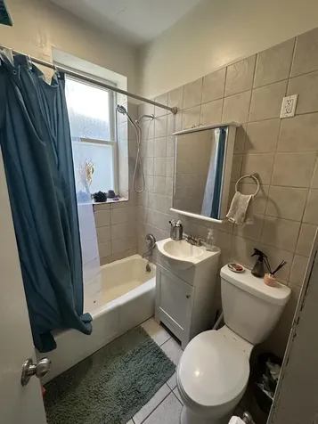 5110 West Byron Street Chicago IL 60641