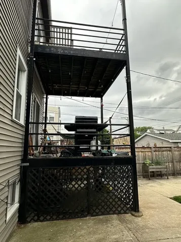 5110 West Byron Street Chicago IL 60641