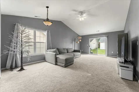 703 Bardeen Lane Champaign IL 61822