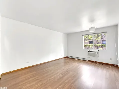 1156 Osterman Avenue Deerfield IL 60015