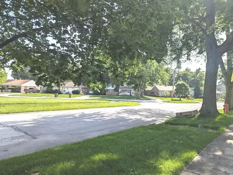2055 Magnolia Road Homewood IL 60430