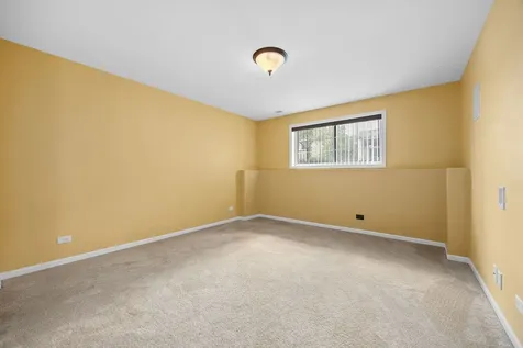 0N080 Vermont Court Winfield IL 60190