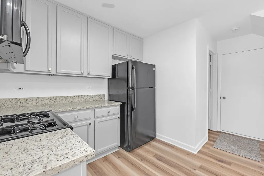 260 Wedgewood Circle Lake In The Hills IL 60156