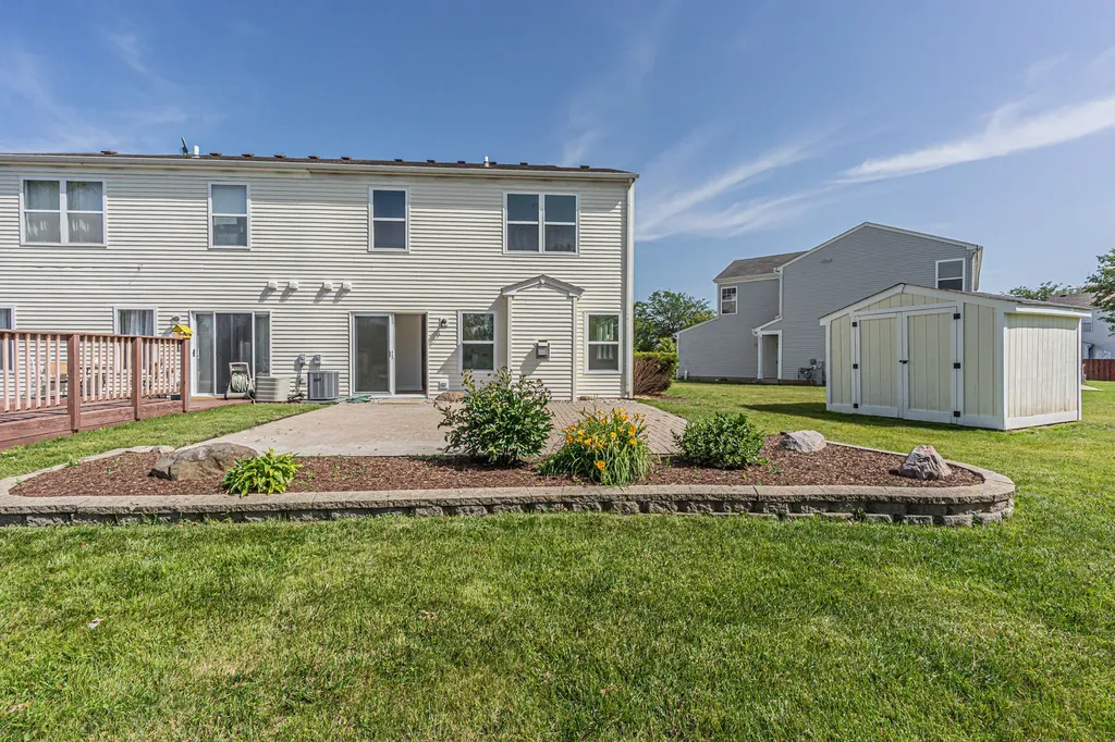 260 Wedgewood Circle Lake In The Hills IL 60156