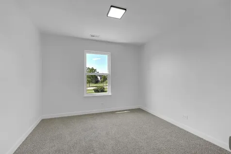 260 Wedgewood Circle Lake In The Hills IL 60156