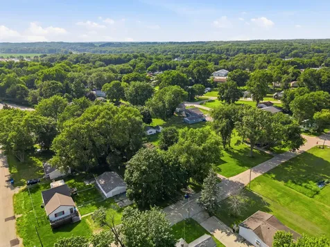 919 Sheridan Avenue Dixon IL 61021