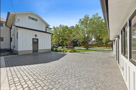 240 South Brainard Avenue La Grange IL 60525