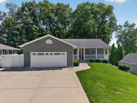 303 Hillside Avenue Ottawa IL 61350