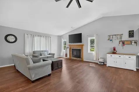 303 Hillside Avenue Ottawa IL 61350