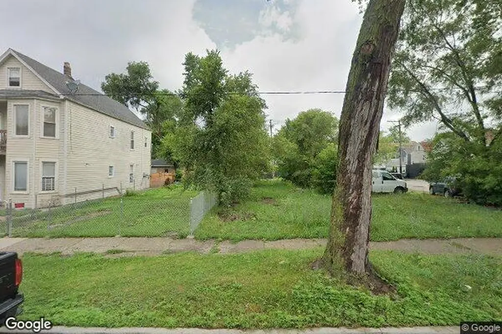 2020 West 52nd Place Chicago IL 60609