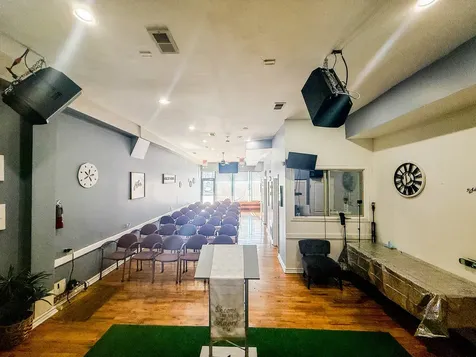 915 North Pulaski Road Chicago IL 60651