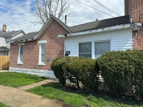 148 North Root Street Aurora IL 60505