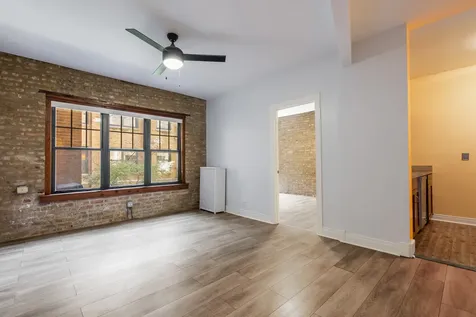 7025 North Sheridan Road Chicago IL 60626