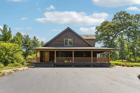 1921 Annettes Circle Sugar Grove IL 60554